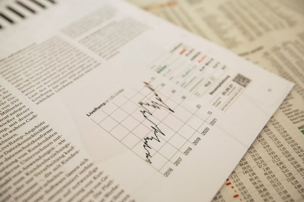 qué características tienen los reportes contables